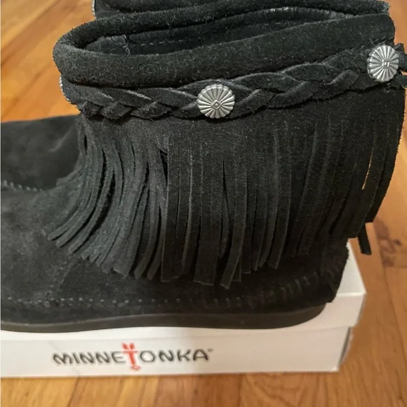 Minnetonka Black Fringe Moccasin Boots with Silver Accents - Picture 4 of 4